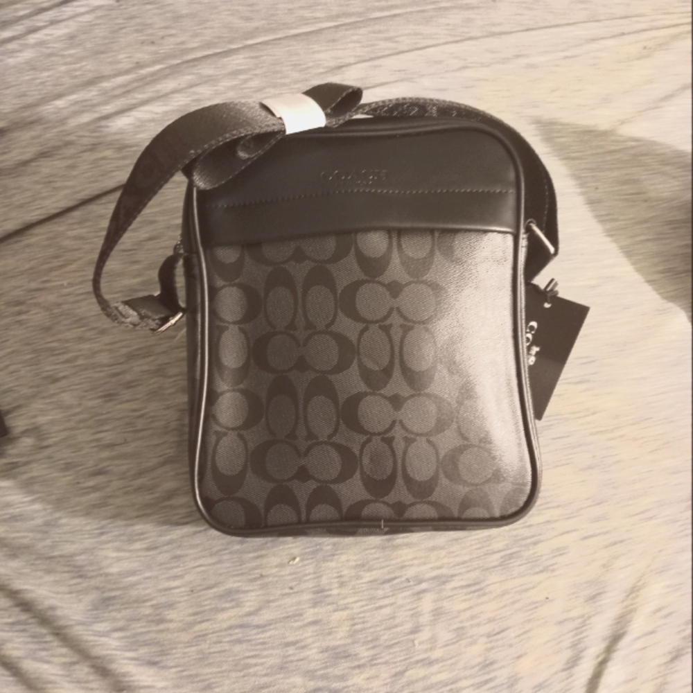 Coach sidebag